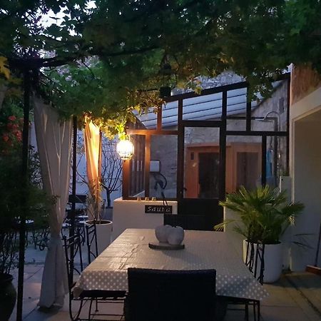 Bed and Breakfast La Demeure Du Pressoir Cuxac-dʼAude Esterno foto
