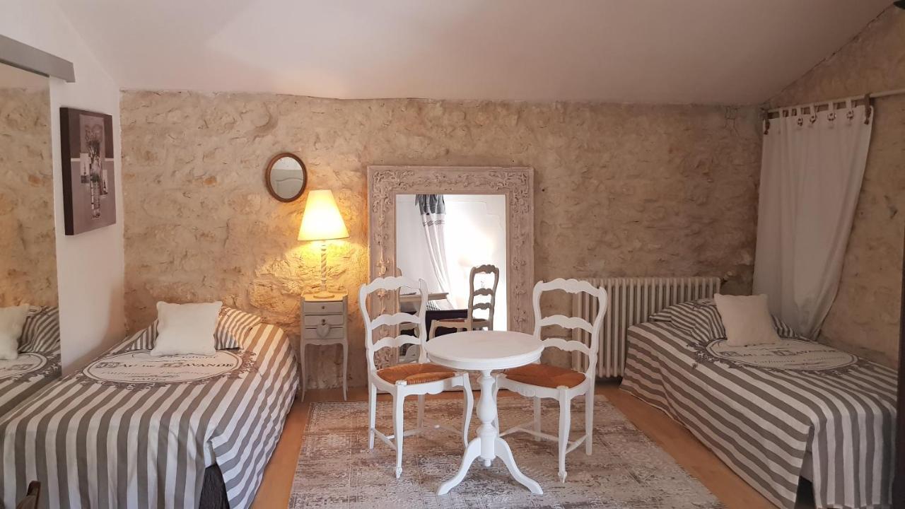Bed and Breakfast La Demeure Du Pressoir Cuxac-dʼAude Esterno foto