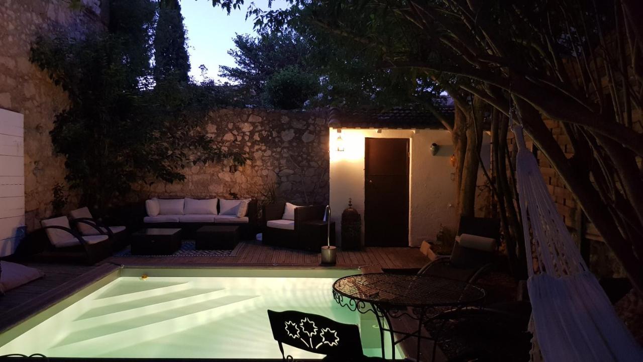 Bed and Breakfast La Demeure Du Pressoir Cuxac-dʼAude Esterno foto
