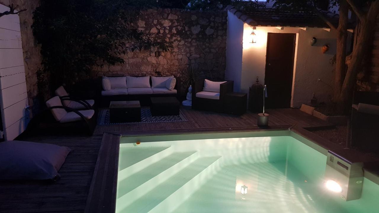 Bed and Breakfast La Demeure Du Pressoir Cuxac-dʼAude Esterno foto